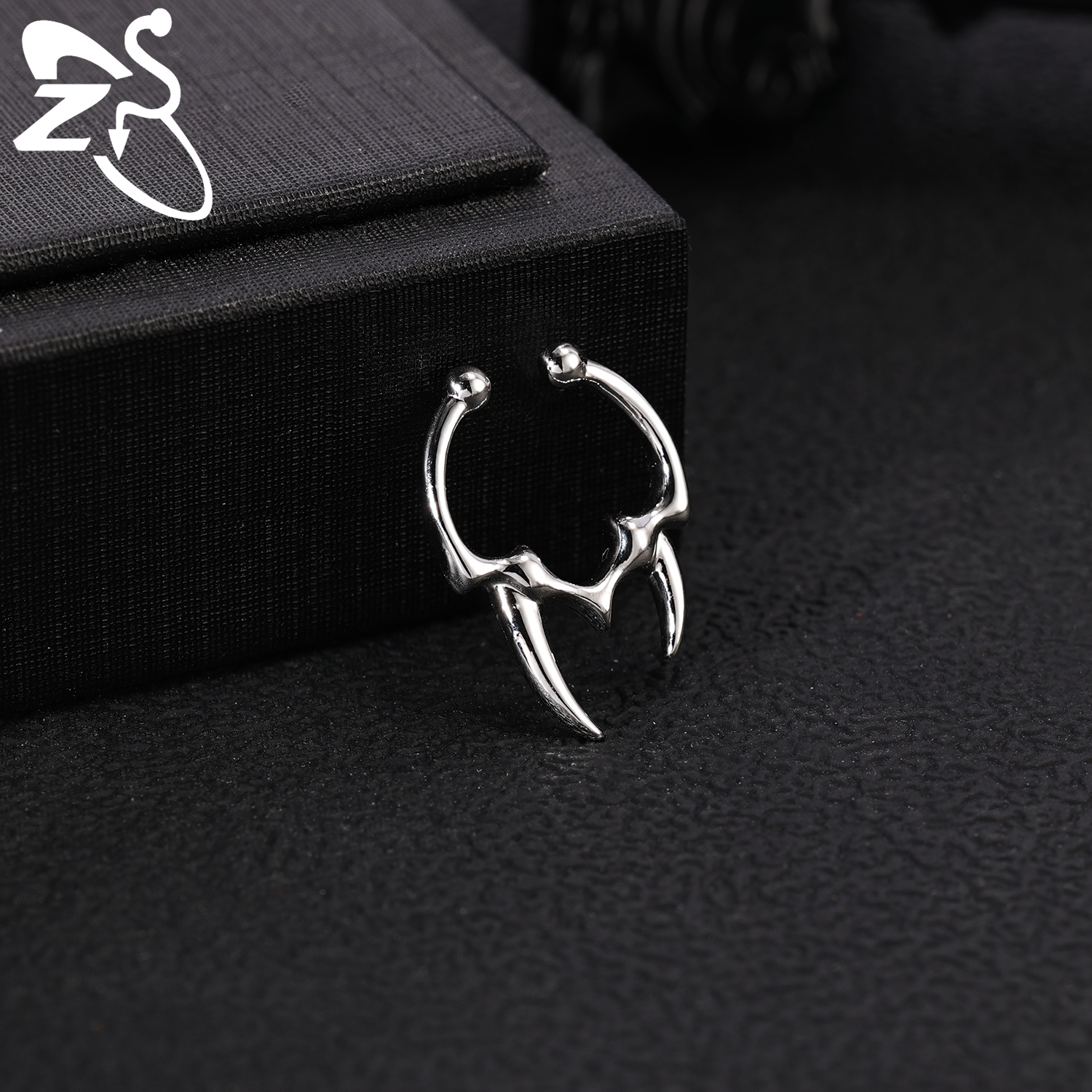 ZS 1 Piece Punk Stlye Fake Sep - Body Jewelry Nose recension och pris
