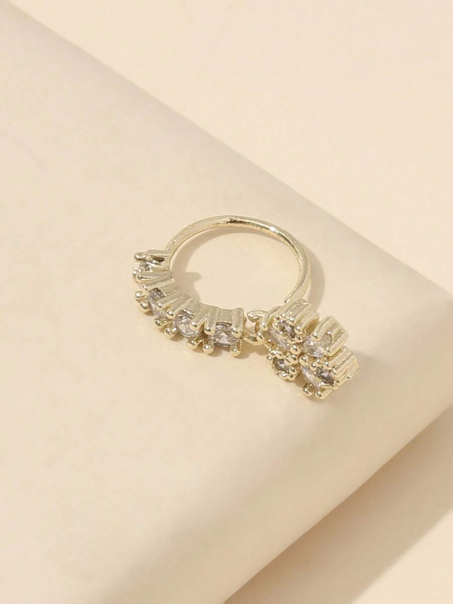 Delicate Flower Design Nose Ri - Body Jewelry Nose recension och pris